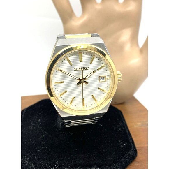 Seiko Men's Watch SUR558 Quartz Silver Dial Date Two Tone Stainless Steel 39mm - Picture 14 of 15